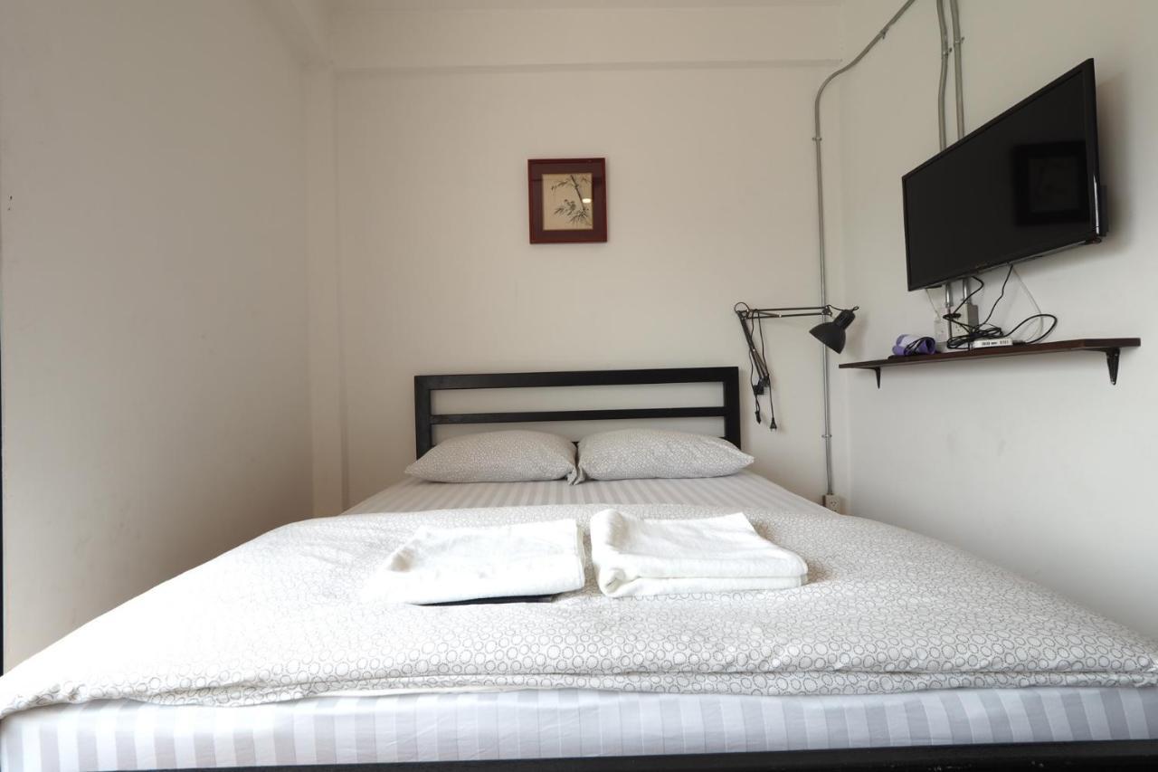 Labkoff Cafe And Hostel كانتْشانابوري المظهر الخارجي الصورة
