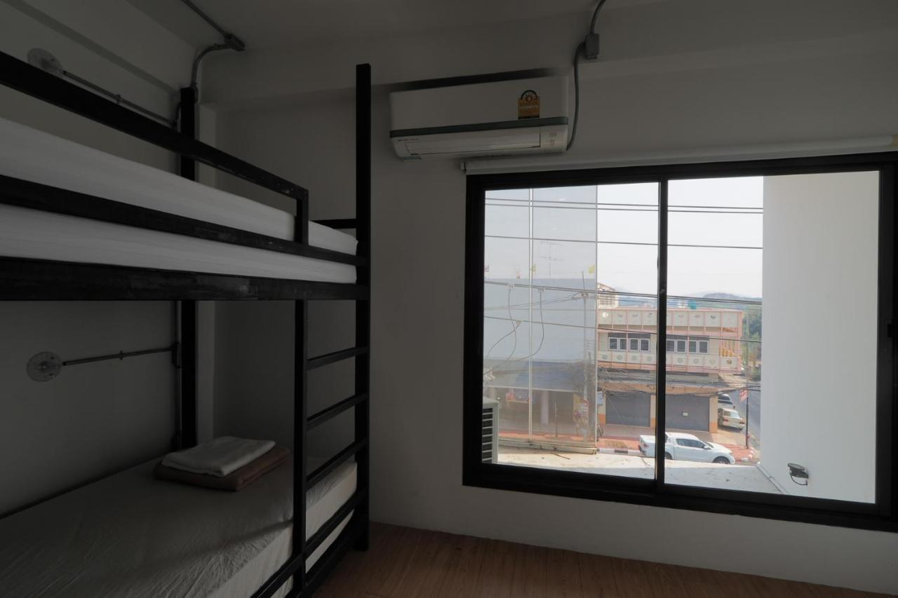 Labkoff Cafe And Hostel كانتْشانابوري المظهر الخارجي الصورة