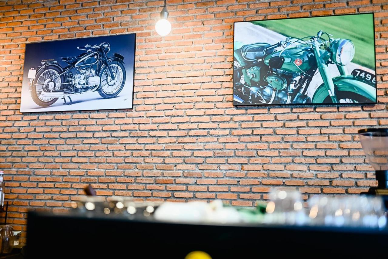 Labkoff Cafe And Hostel كانتْشانابوري المظهر الخارجي الصورة