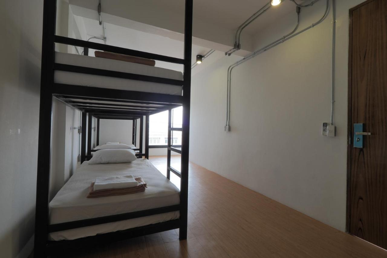 Labkoff Cafe And Hostel كانتْشانابوري المظهر الخارجي الصورة
