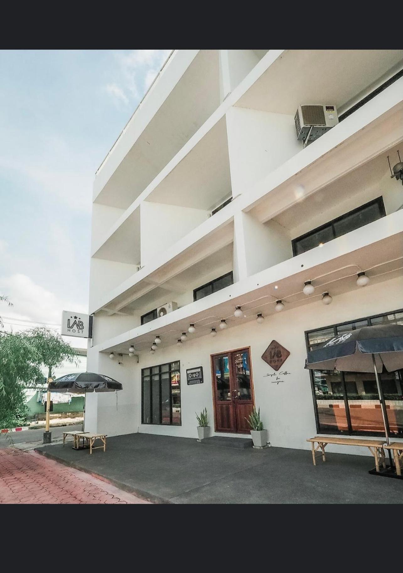Labkoff Cafe And Hostel كانتْشانابوري المظهر الخارجي الصورة